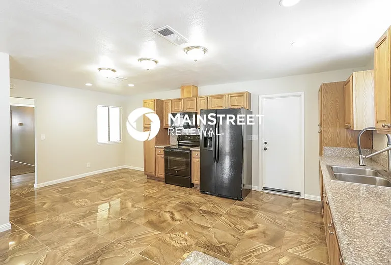 4570 Paseo El Rio Dr — Photo 6