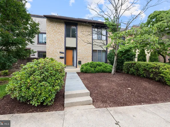 9613 Shadow Oak Dr, Montgomery Village, MD 20886