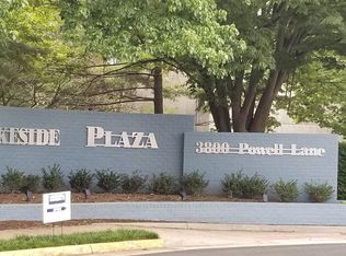3800 Powell Ln APT 1009, Falls Church, VA 22041
