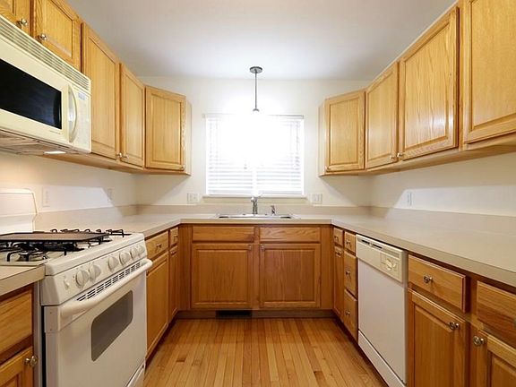 4th image of 104 Jules Dr