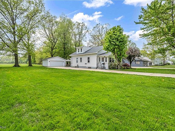 4th image of 252 Parkway Dr