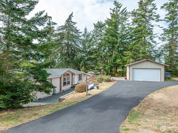 819 Gabrielson Road, Oak Harbor, WA 98277