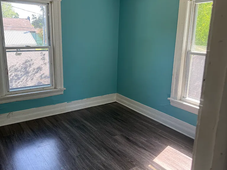 81 N Lynn Ave — Photo 25