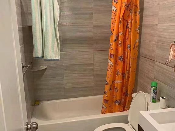 2nd image of 13976 35th Ave APT 8A