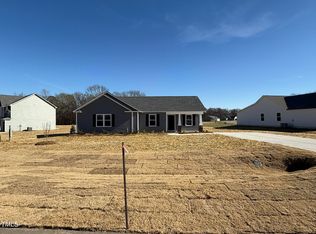 44 Harvest Hills Ln, Dunn, NC 28334