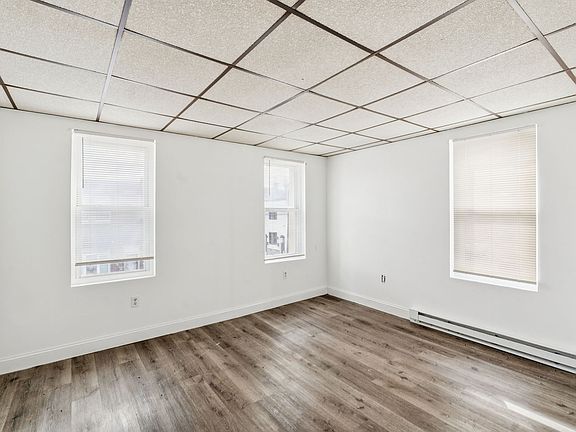 Oversized on bedroom