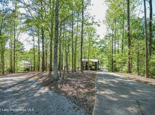 315 Lake Point Dr, Jacksons Gap, AL 36861