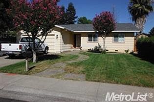 2nd image of 8253 La Almendra Way