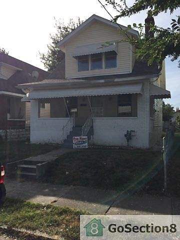 1st image of 302 S 42nd St