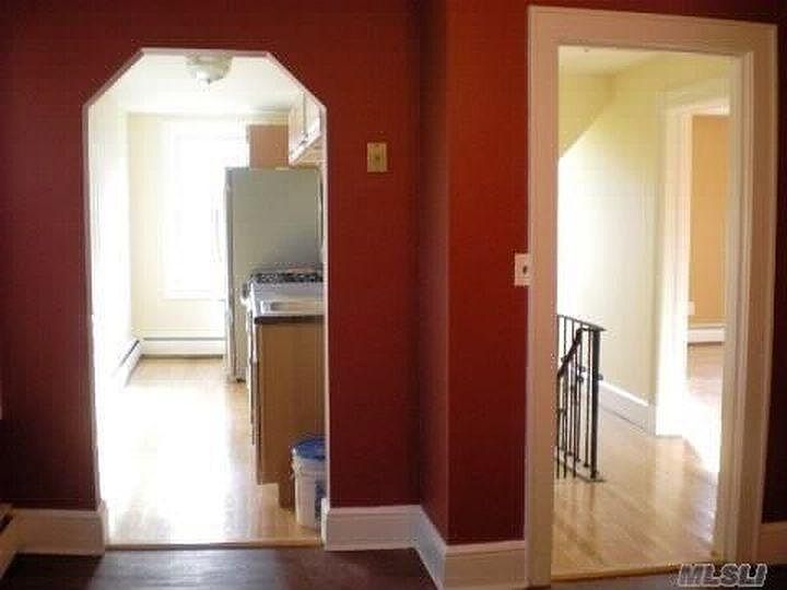 2nd image of 43 Henry St