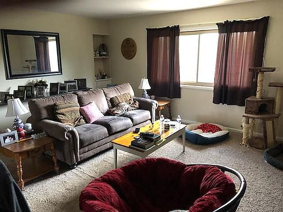 4th image of 527-529 Winston Way