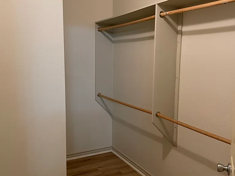 6214 Ashton Ct — Photo 13