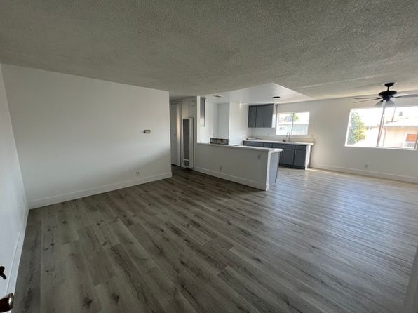 9505 Oak St #9505