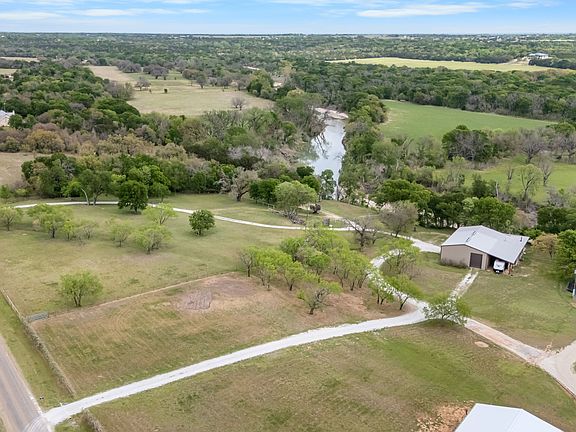 5th image of 150 Deer Run Rd