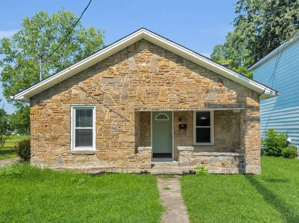 415 S Union St, Bethel, OH 45106