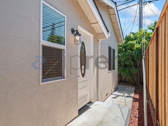 4th image of 2109 Arleen Way #2