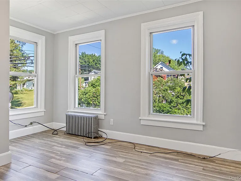 419 Valentine Ave #2 — Photo 16