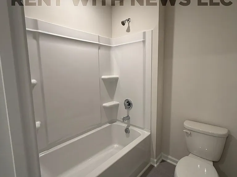 105 Brookberry Ct — Photo 41