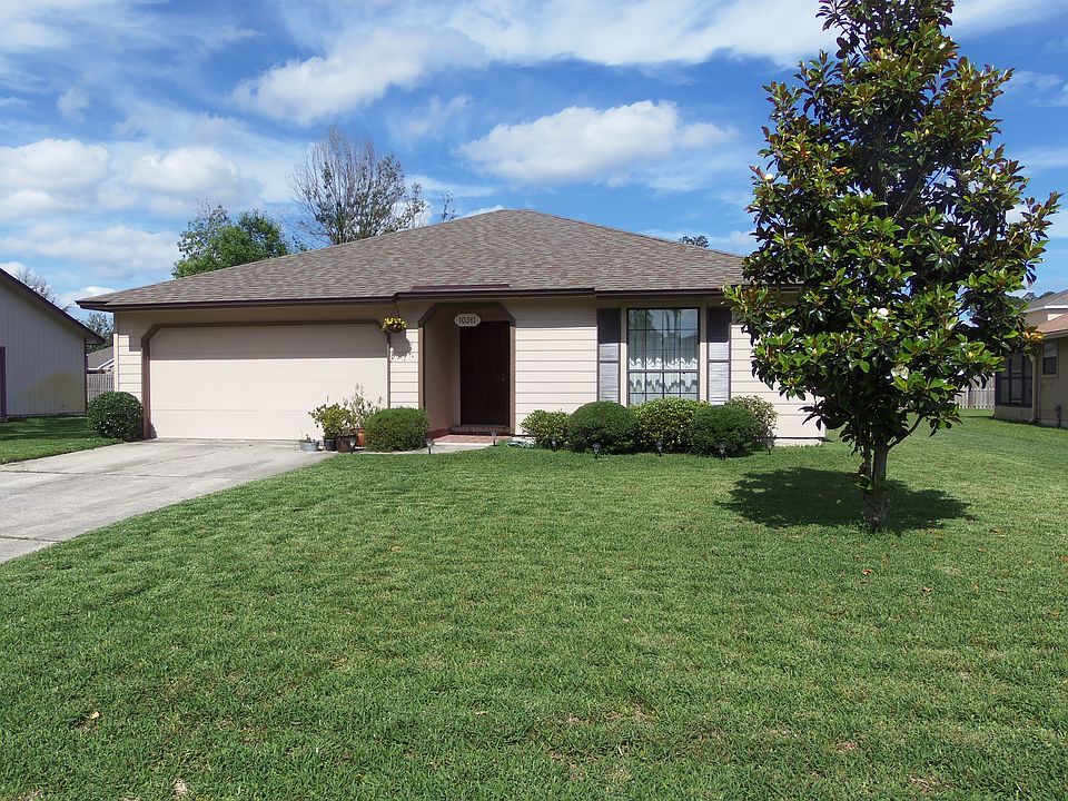 1st image of 10341 Forest Haven Dr E