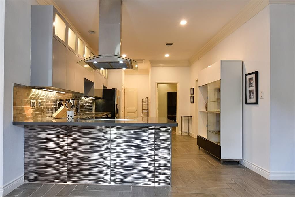 2121 Common St, Houston, TX 77009 Zillow