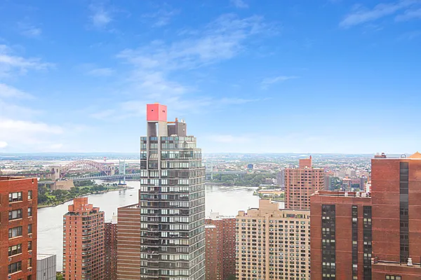 Rented by Edwards & Noble Properties LTD | media 1