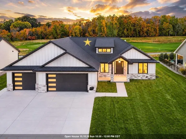 137 Beckerae Ct, Wrightstown, WI 54180