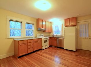33 Sherman St #1S, Cambridge, MA 02138