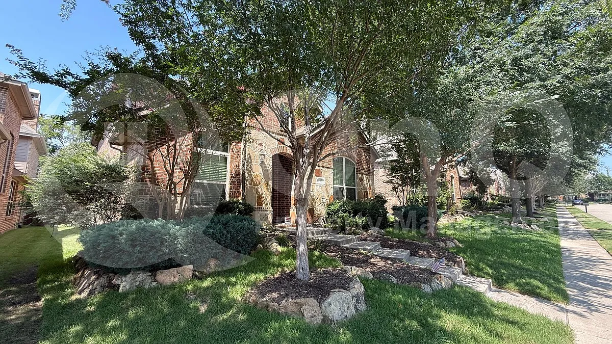 Building Photo - 846 Veneto Dr