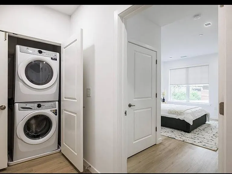 5098 Hudson Ave #14-1 — Photo 7