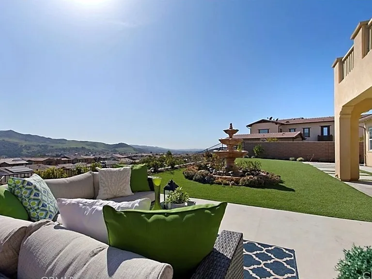 5 Lirico Ct — Photo 1