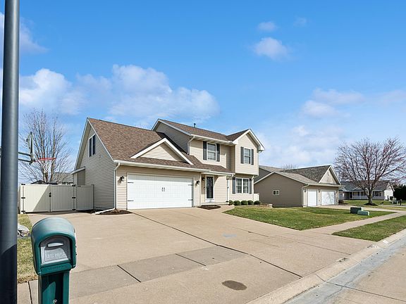 2nd image of 5811 Duggleby Ave