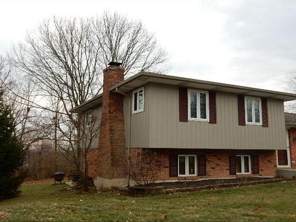2nd image of 6 Teresa Ct