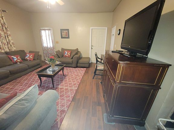5th image of 2726 Fern Ave #3