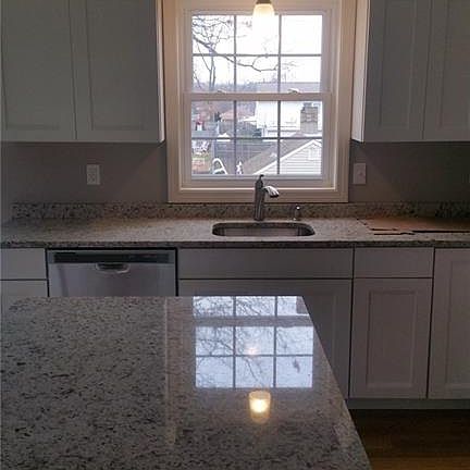 2nd image of 400 Roger Williams Ave