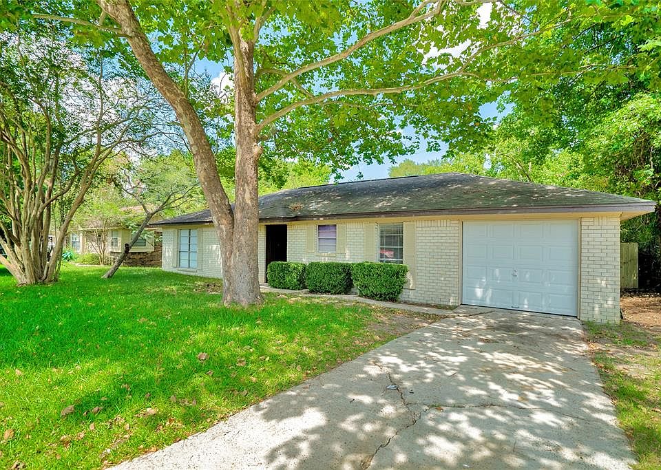 1st image of 225 W Willwood Dr