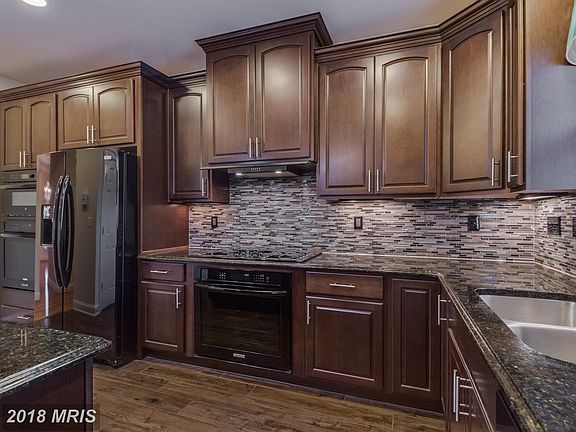 2nd image of 19505 Meadowvale Ct