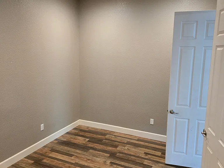 1181 Bluegrass St — Photo 12