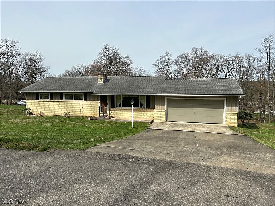 1st image of 3765 Woodland Dr