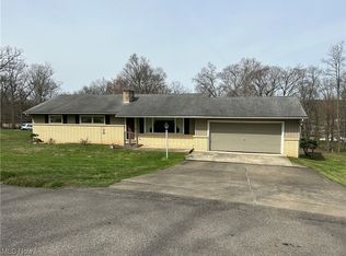 3765 Woodland Dr, Zanesville, OH 43701