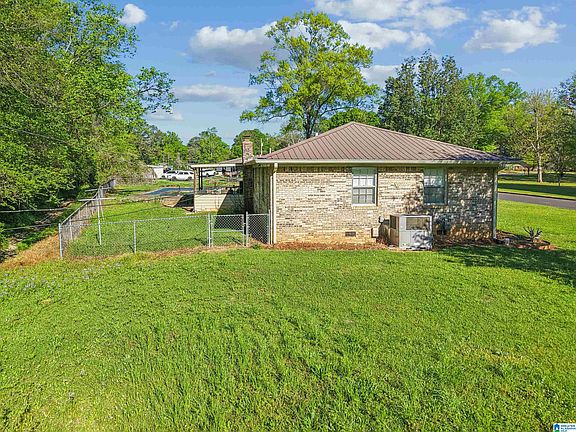 4th image of 1112 Dogwood Cir