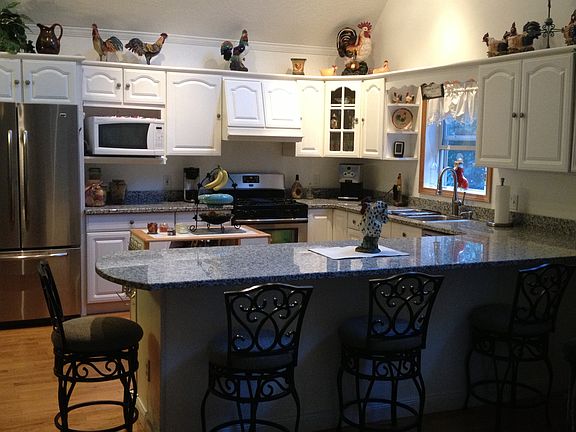 4th image of 469 Grand Vista Dr