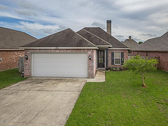 2nd image of 104 Scarlet Oak Dr