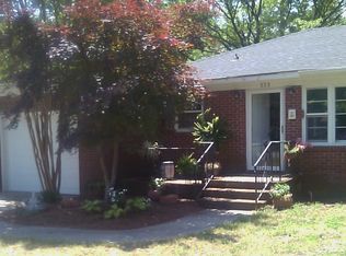 323 Fairview Ave, Washington, NC 27889