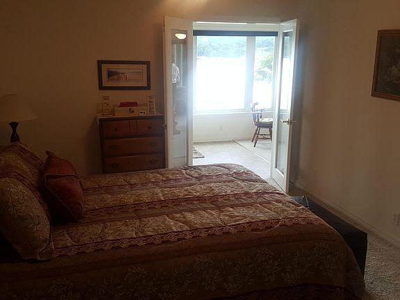 5th image of 8 Port Holiday Dr Unit B