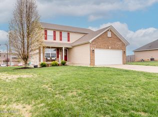 210 Crown Ct, Mount Washington, KY 40047