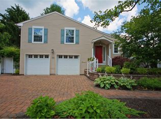 158 Valley Rd, Princeton, NJ 08540