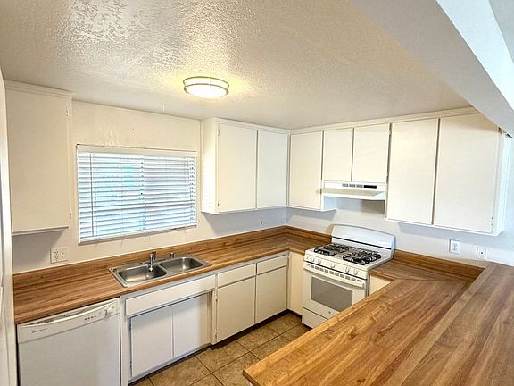 5th image of 73445 Sunnyvale Dr APT 2
