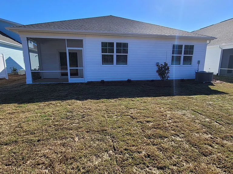 7136 Foxhollow Ln — Photo 31