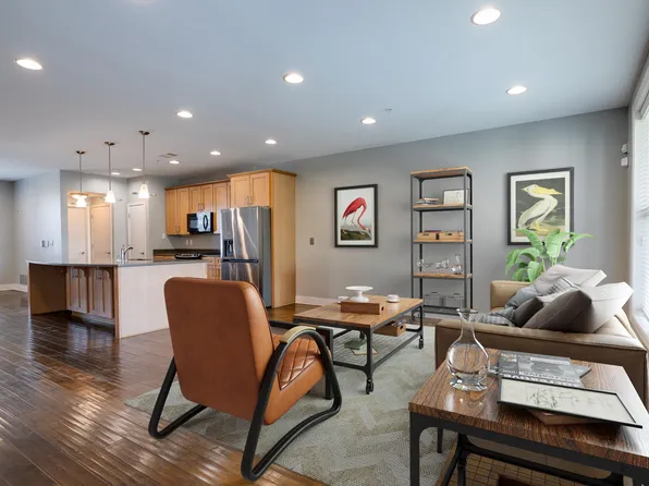 335 Cobalt Bay Loop APT 102, Memphis, TN 38103