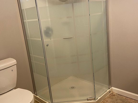 4th image of 3557 Valleywood Dr